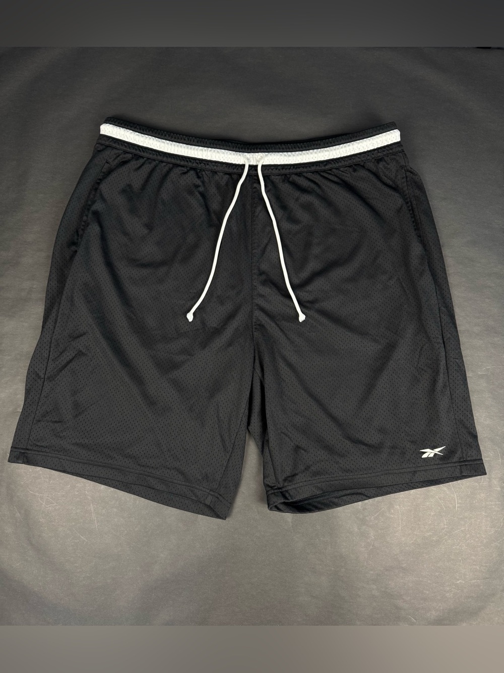 Reebok Men’s Black Athletic Mesh Shorts 2XL